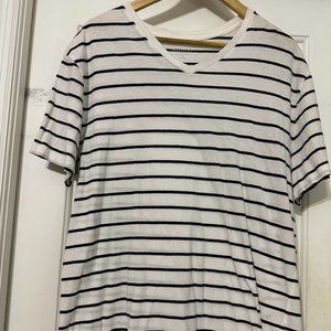 Merona casual v-neck Shirt